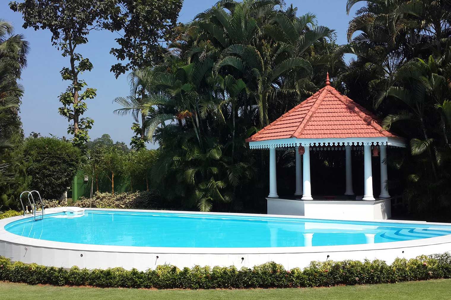 Modern Swimming Pool Designs to Upgrade Your Outdoors Ambience